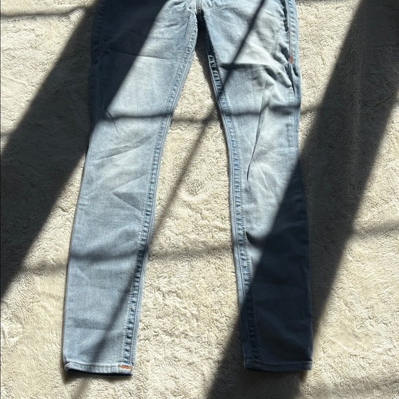 True Religion Curvy Skinny Jeans – Size 27 | Signature Horseshoe | Light Wash | - Picture 3 of 10